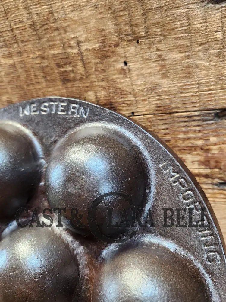 Unique! Fully Marked Western Foundry (Griswold Made) Munk Pan 2992. (Great For Eggs!) Restored And