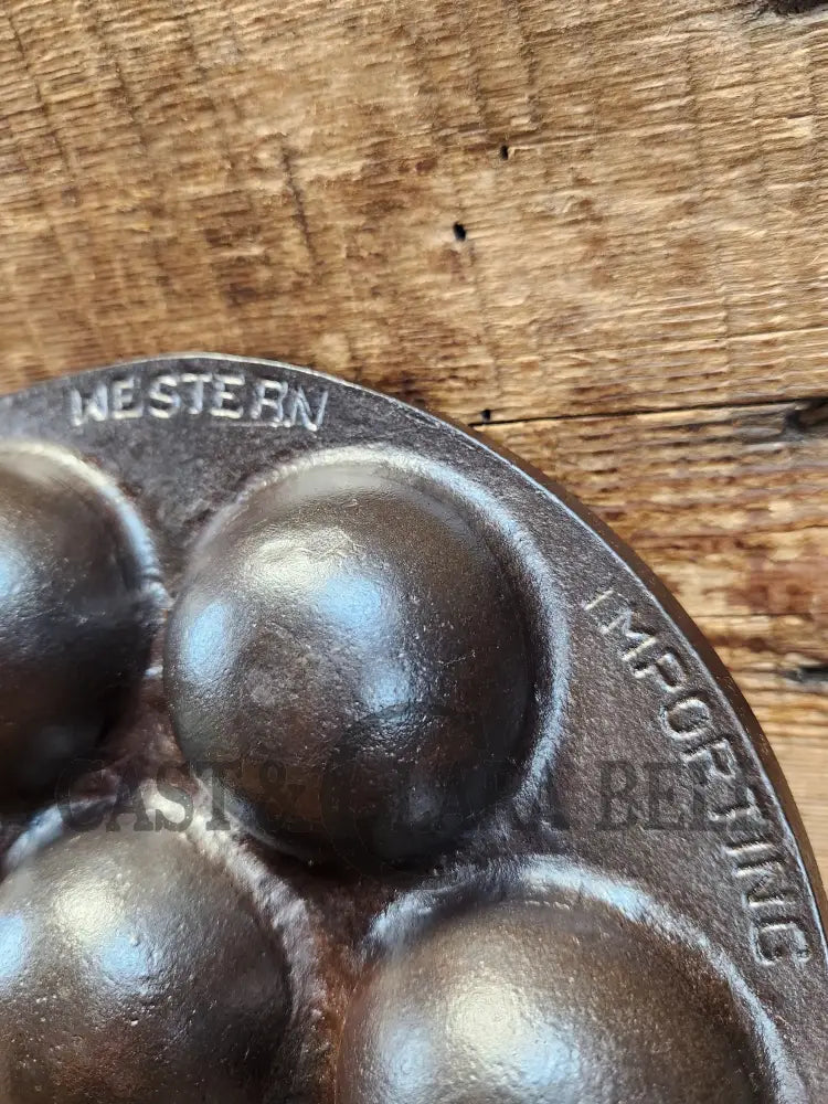 Unique! Fully Marked Western Foundry (Griswold Made) Munk Pan 2992. (Great For Eggs!) Restored And