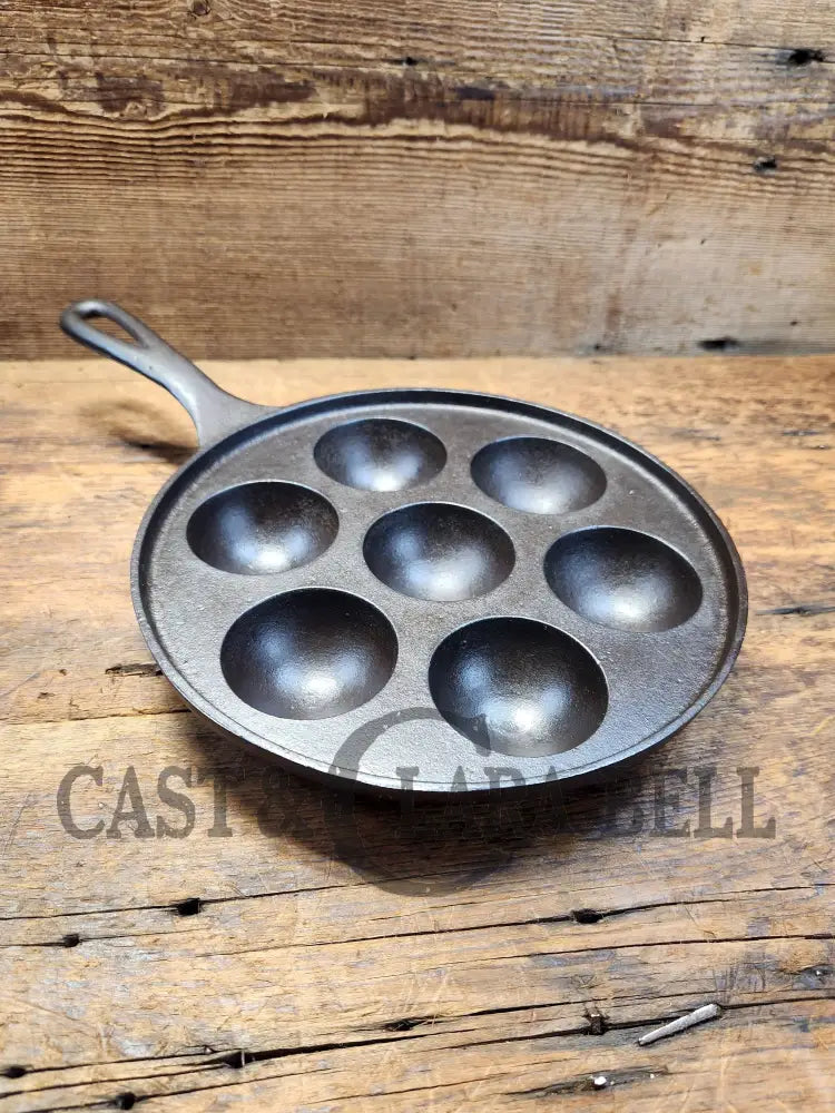 Unique! Fully Marked Western Foundry (Griswold Made) Munk Pan 2992. (Great For Eggs!) Restored And