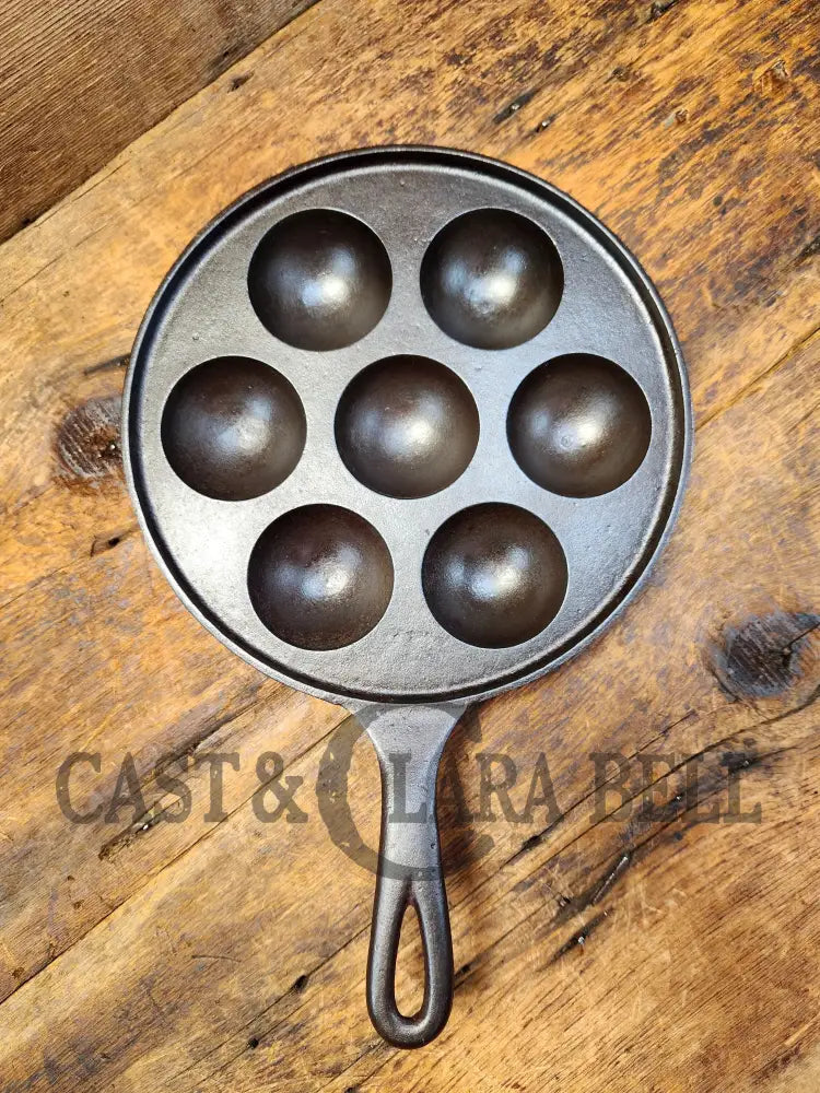 Unique! Fully Marked Western Foundry (Griswold Made) Munk Pan 2992. (Great For Eggs!) Restored And