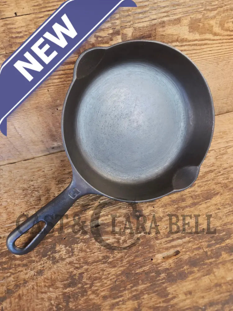 UNIQUE! Griswold No. 3 Skillet with MEDIUM Block Logo AND Groove Handle! Erie PA 709 - Skillet