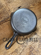 Unique! Griswold No. 4 Cast Iron Skillet with Small Block Logo Grooved Handle 702 A Skillet