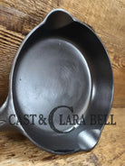 Unique! Griswold No. 4 Cast Iron Skillet with Small Block Logo Grooved Handle 702 A Skillet