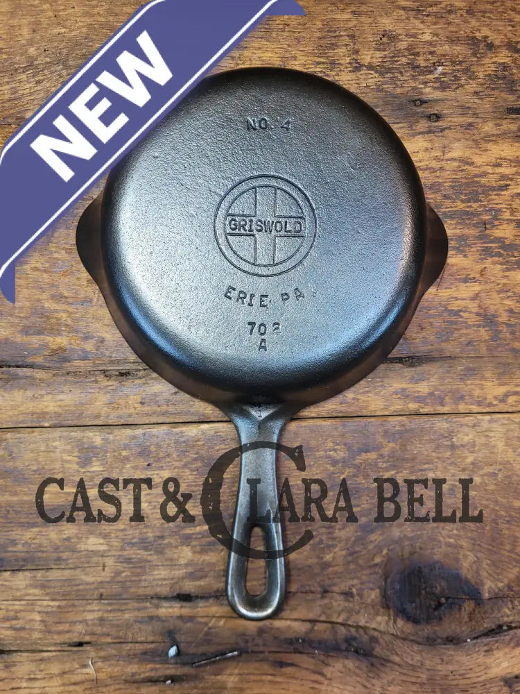 Unique! Griswold No. 4 Cast Iron Skillet With Small Block Logo Regular Style Handle 702 A