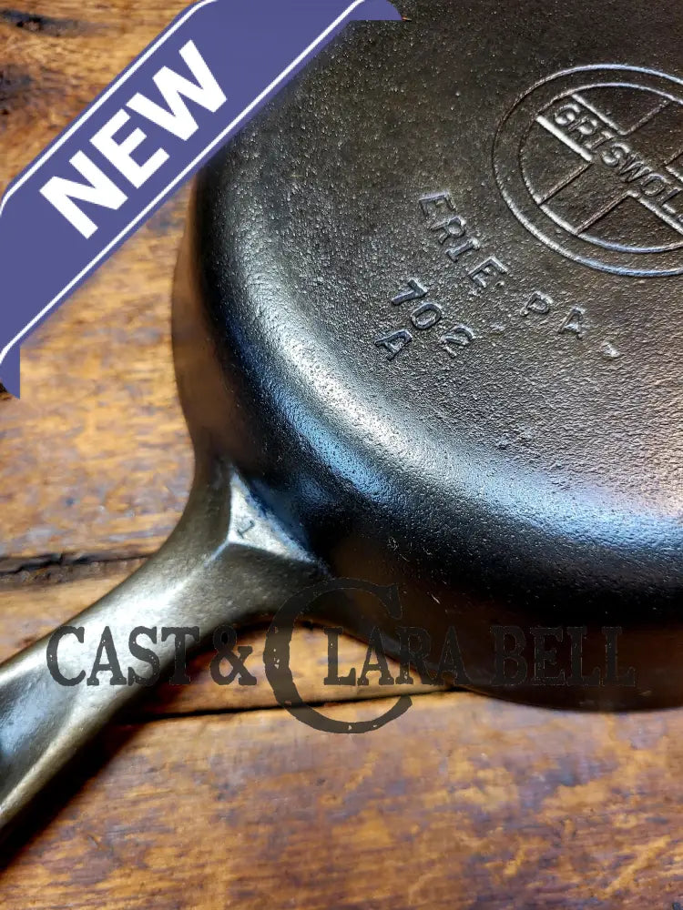 Unique! Griswold No. 4 Cast Iron Skillet With Small Block Logo Regular Style Handle 702 A