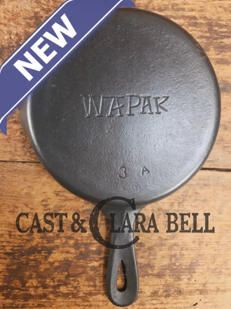 Unique Wapak #3 Straight tapered logo cast iron egg skillet Skillet