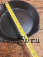 Unique Wapak #3 Straight tapered logo cast iron egg skillet Skillet