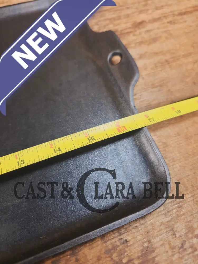 Uniquely Griswold one of our all time favorites. THE hard to find Griswold ’Cookie Sheet’ Grill Pan. P/n 1108 Griddle