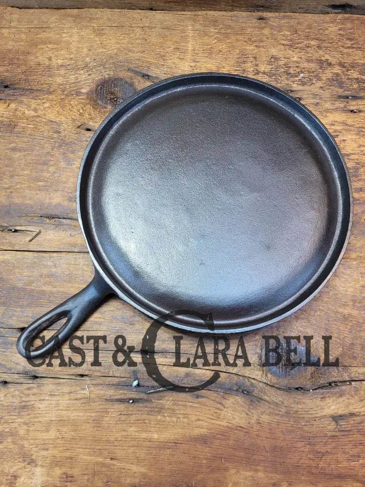 Unknown #8 Cast Iron Round Griddle. Beautiful Swirls! Possibly Lodge Piece Of Americana! Griddle