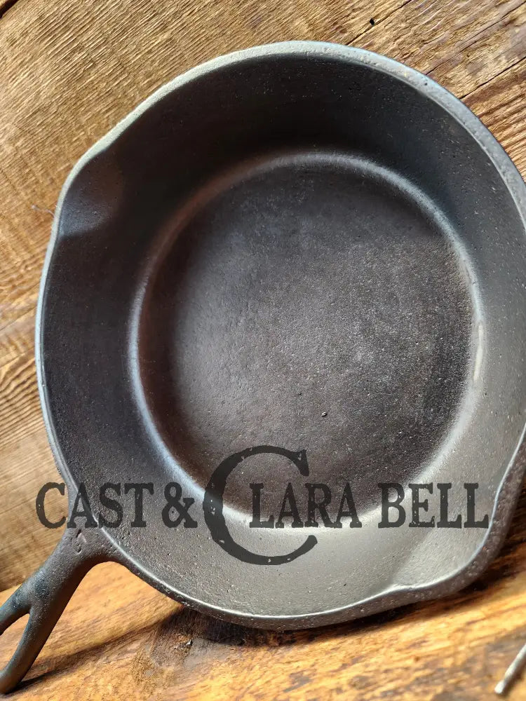 Unknown Foundry! #5 Cast Iron Skillet. (Possible Birdsboro) An Awesome Daily User For The Start Of