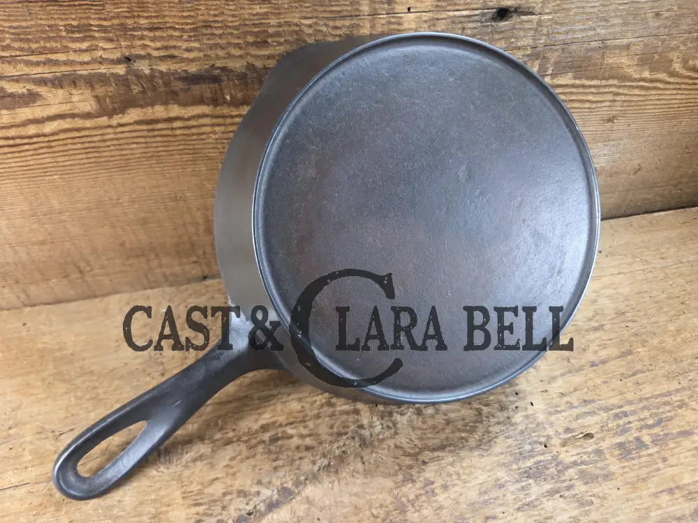Unknown Foundry! #5 Raised Skillet with Heat Ring. An Awesome sauce pan! Restored and Ready to Use. Skillet