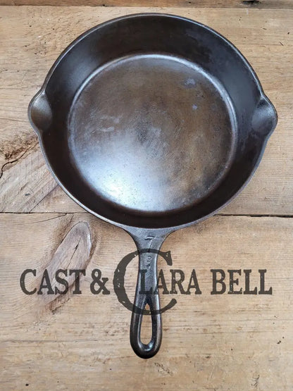 Unknown Foundry! #7 ’P Pan’ Lodge Style Skillet With Heat Ring.