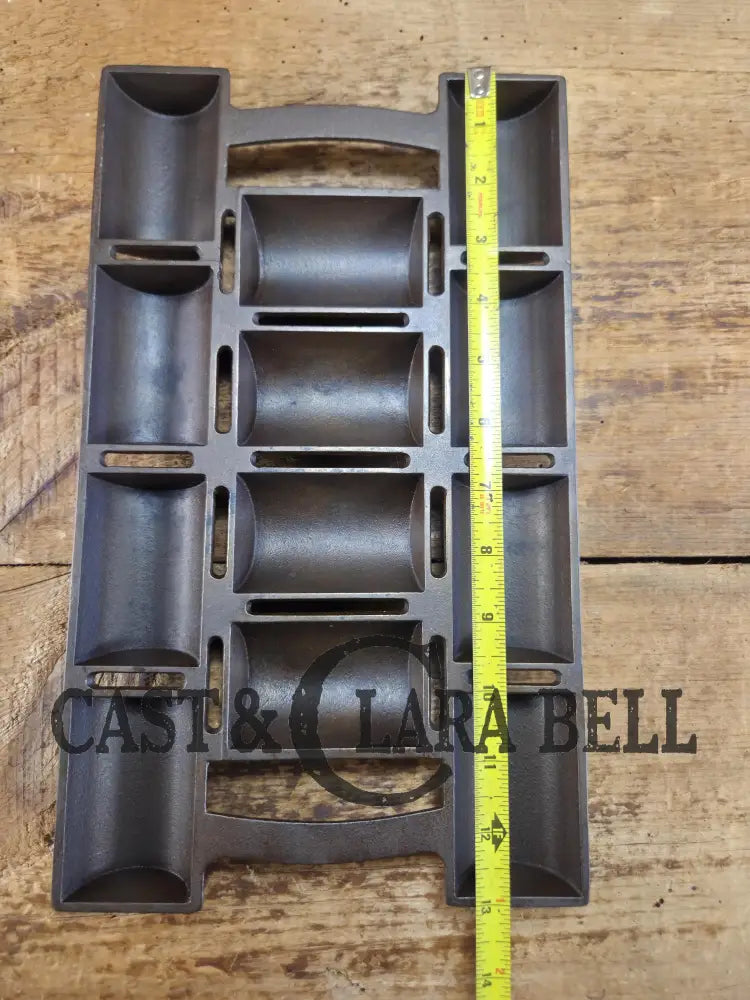 Unknown French Roll No. 11 Pan raised No. 11 & French Roll markings. Rumored Griswold but likely Unknown Beautiful