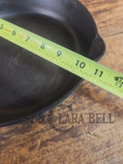 Unknown pointy handled #8 cast iron skillet. Beautiful skillet amazing daily user - Skillet