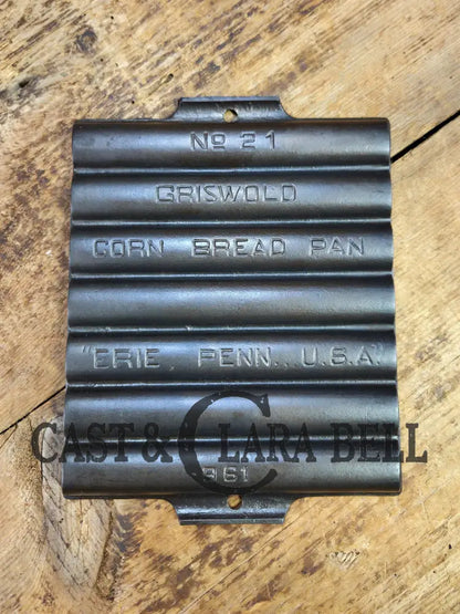 Variation 1 of 1. Fully Marked tough to find 1930’s Era Griswold No. 21 Corn Bread Pan 11 cup ’Erie Penn USA,’ 961