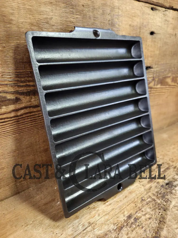 Variation 1 of 1. Fully Marked tough to find 1930’s Era Griswold No. 21 Corn Bread Pan 11 cup ’Erie Penn USA,’ 961