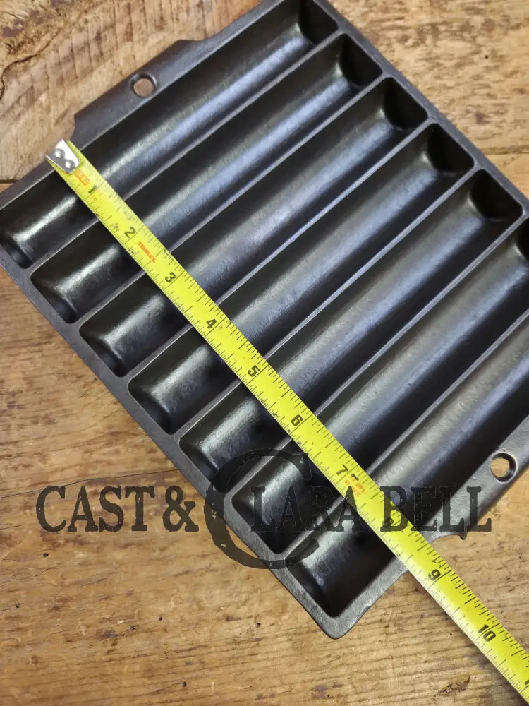 Variation 1 of 1. Fully Marked tough to find 1930’s Era Griswold No. 21 Corn Bread Pan 11 cup ’Erie Penn USA,’ 961