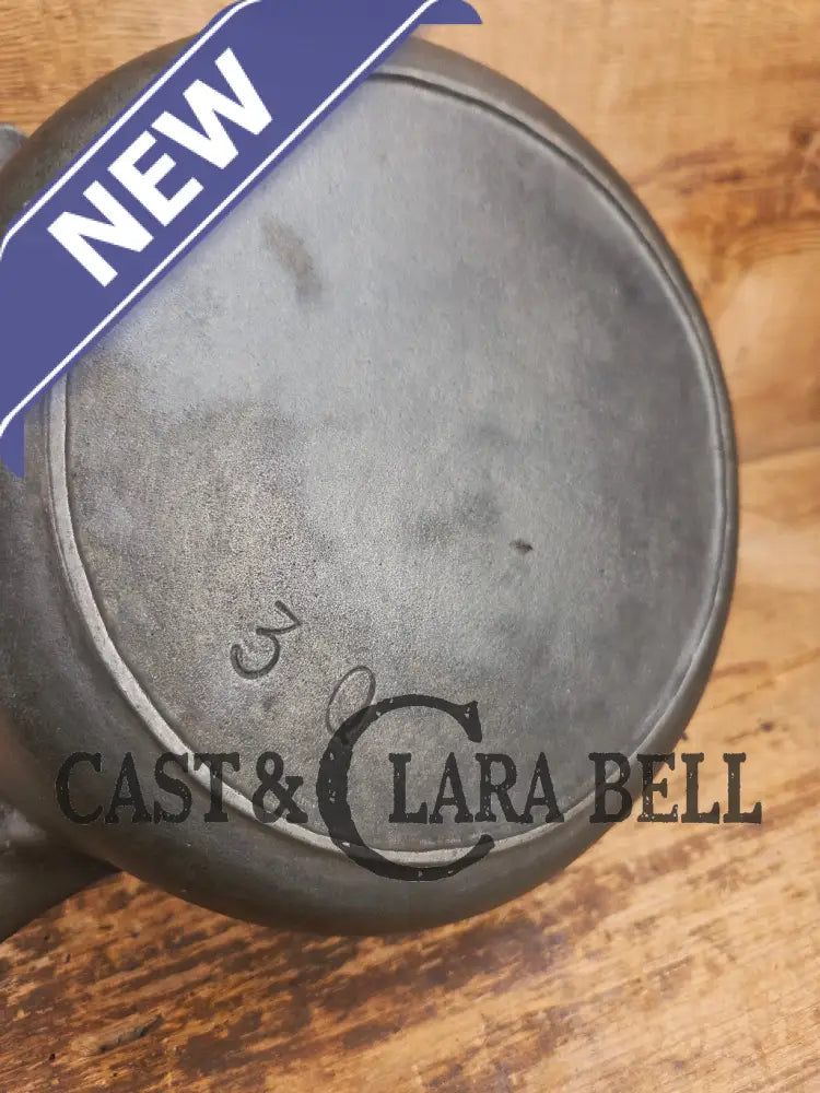 Very cool #3 Birmingham Stove & Range 3 quart sauce pot. Perfect bean pot for your grill! Dutch Ovens Trivets & Kettles