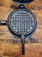 Very Cool! Early 1900’S Fanner Mfg Co No. 8 Crescent Cast Iron Waffle Maker With Low Base. Harder