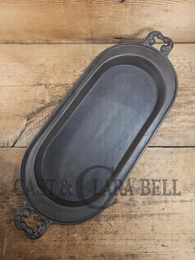 Very cool! Late 1800’s Antique Gate-marked #8 Cast Iron Griddle/Sad Iron Heater. Ornate fancy handles awesome for