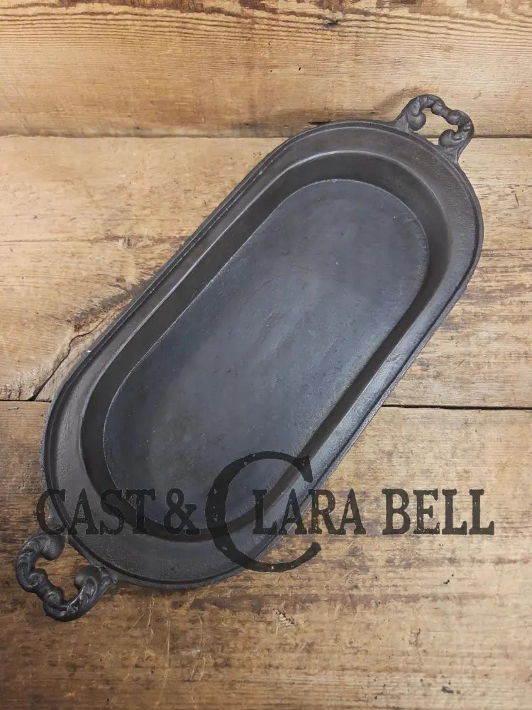 Very cool! Late 1800’s Antique Gate-marked #8 Cast Iron Griddle/Sad Iron Heater. Ornate fancy handles awesome for