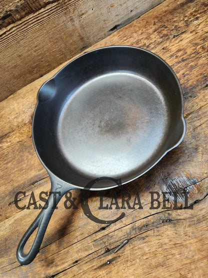 Very Early 1910’S Griswold #7 Skillet With Heat Ring And Large Block Slant Logo ’Erie ’ 701 E