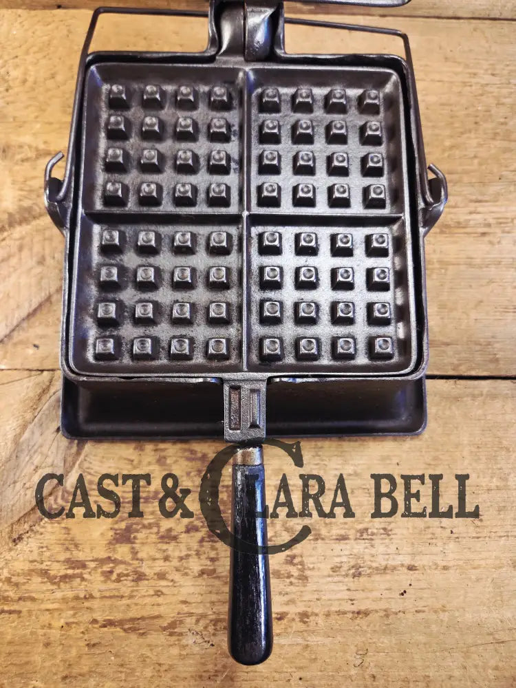 VERY early 1910’s Wagner Square Waffle Iron with Tall Base. Hard to find! Ready to make crispy waffles! Waffle Iron