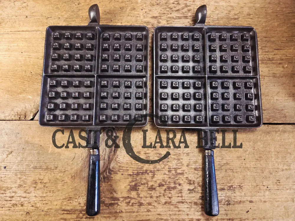 VERY early 1910’s Wagner Square Waffle Iron with Tall Base. Hard to find! Ready to make crispy waffles! Waffle Iron