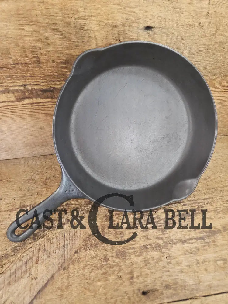 Very early 1920’s Griswold #7 Skillet with Heat Ring and Large Block Logo Skillet
