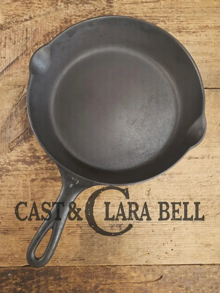 Very early 1920’s Griswold #7 Skillet with Heat Ring and Large Block Logo Skillet