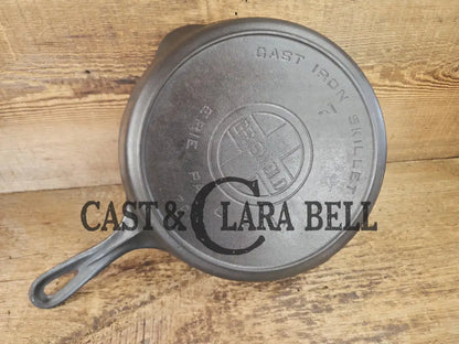 Very early 1920’s Griswold #7 Skillet with Heat Ring and Large Block Logo Skillet