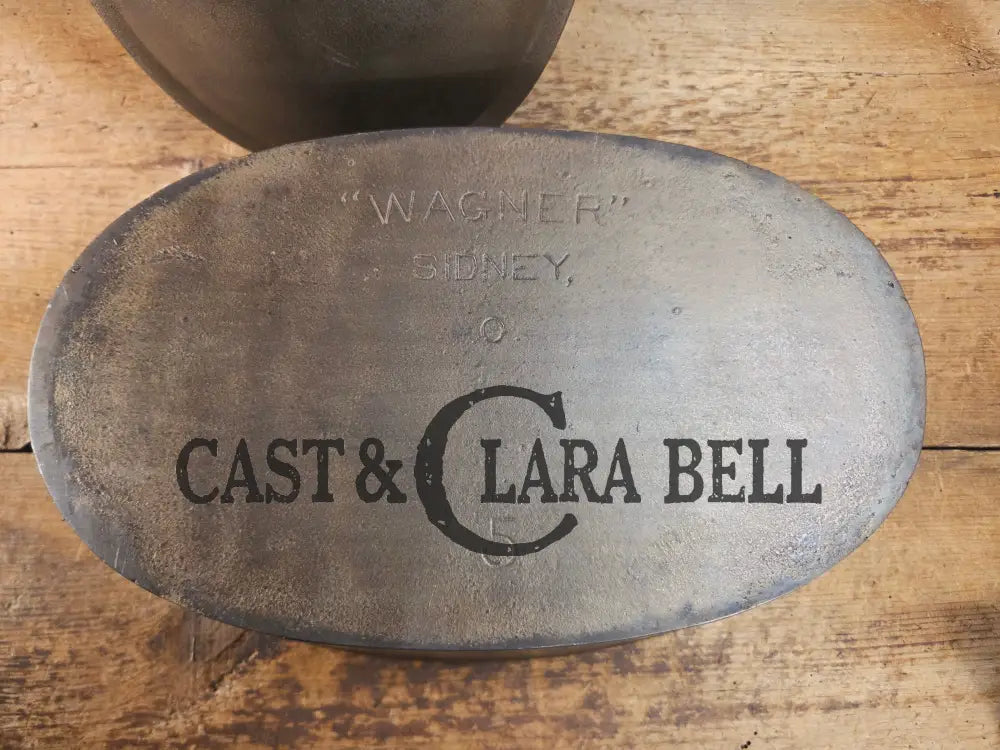 Very early Wagner #5 Nickle finish oval roaster. Beautiful patina on the outside and near perfect inside. Great bread