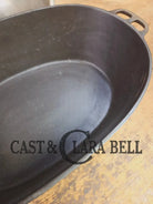 Very early Wagner #5 Nickle finish oval roaster. Beautiful patina on the outside and near perfect inside. Great bread