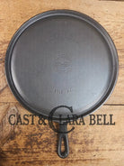 VERY handy GORGEOUS griddle! 1930’s Griswold No. 9 Handled Griddle with Small Block Logo 609. Makes Great grilled