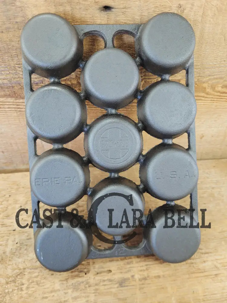 VERY hard to find! 1920’s Variation #7 (Rarity 8) Fully Marked Griswold No. 12 Gem Pan. Collector’s Piece!