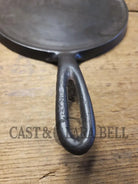 Very Hard to Find. Early 1900’s Wagner ’Arc’ Straight Logo #7 Griddle Skillet. Over 120 years old and in almost perfect