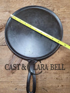 Very Hard To Find. Late 1800’S First Edition Wagner ’Arc’ Logo #8 Griddle. Great For Easy