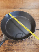 Very nice Vollrath Fully Marked #9 Skillet (c. 1920’s) Fully restored and ready to use! - Skillet