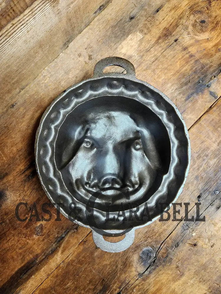 Very Unique! Cast Iron Pig Head Mold Unknown Maker. Bakeware