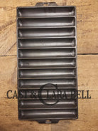 Very unique! Wagner #22 Bread Stick Gem Pan 1326 p/n. Block lettering later version. Beautiful piece!! SC24