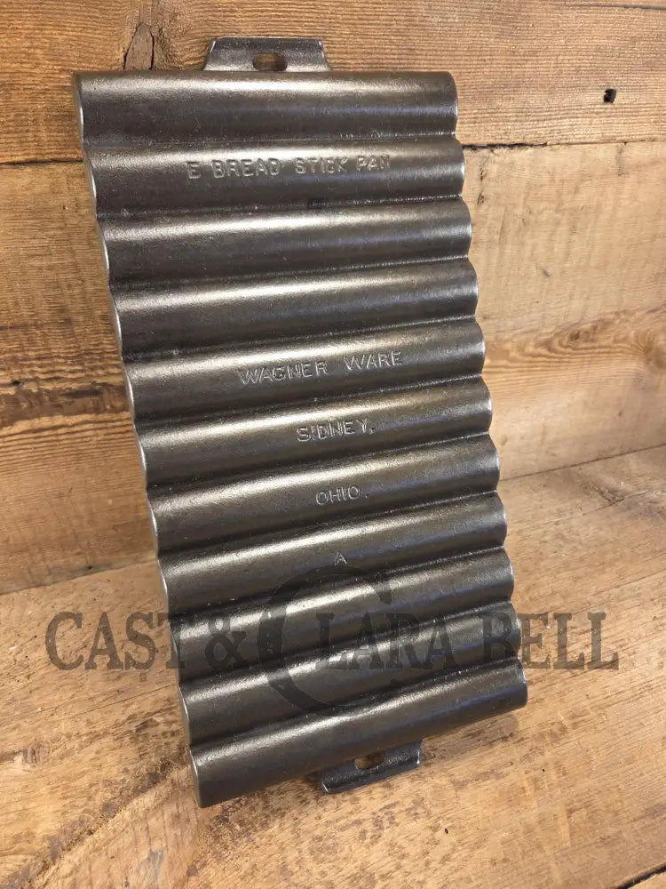 Very unique! Wagner #22 Bread Stick Gem Pan. ’A’ makers mark ’E’ Gem Pan fully restored Bakeware