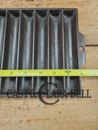 Very unique! Wagner #22 Bread Stick Gem Pan. Cross makers mark ’E’ Gem Pan fully restored