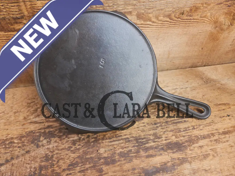 Vollrath Unmarked #5 Skillet. Circa 1950’s piece Skillet