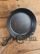 Wagner made Griswold #8 Skillet with Smooth Bottom 10 1/2 inch skillet Made in USA, Skillet