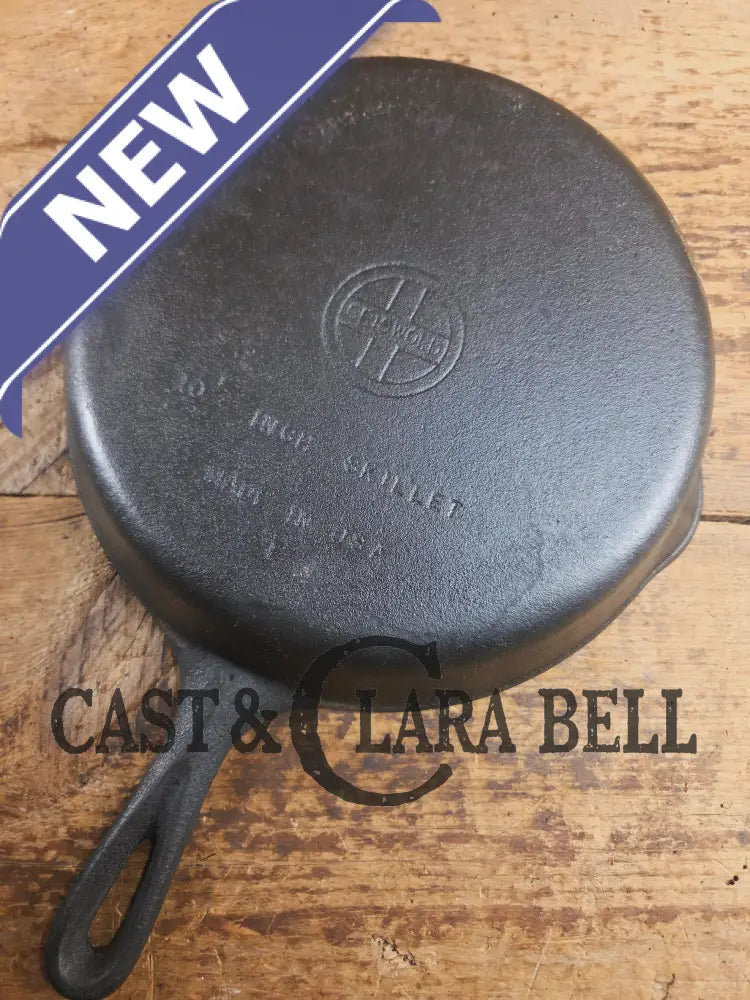 Wagner made Griswold #8 Skillet with Smooth Bottom 10 1/2 inch skillet Made in USA, Skillet