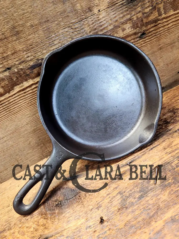 Wagner Ware #3 Cast Iron Egg Skillet 1053 H