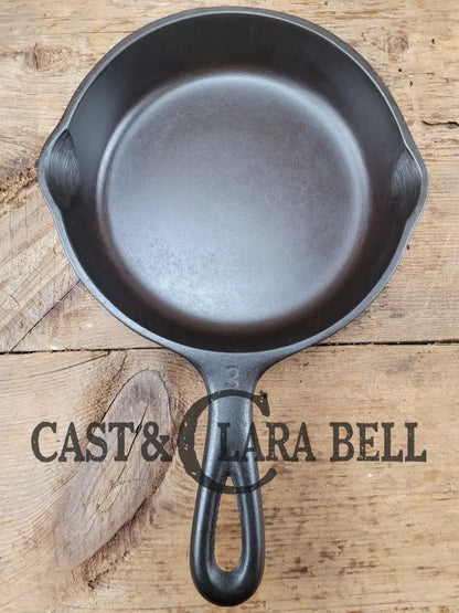 Wagner Ware #3 Cast Iron Egg Skillet With Stylized Logo And Smooth Bottom 1053 B