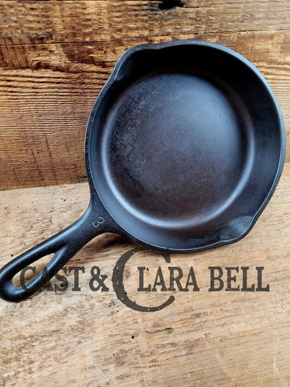 Wagner Ware #3 Cast Iron Egg Skillet With Stylized Logo And Smooth Bottom 1053 B