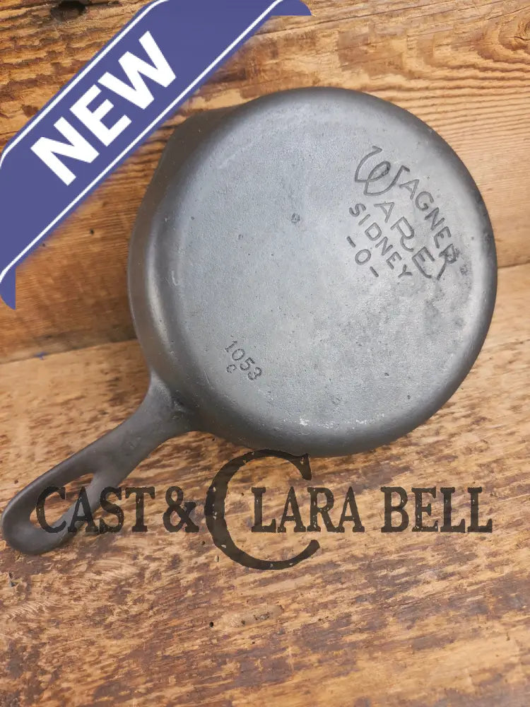 Wagner Ware #3 Cast Iron Egg Skillet with Stylized Logo and Smooth Bottom 1053 C Skillet