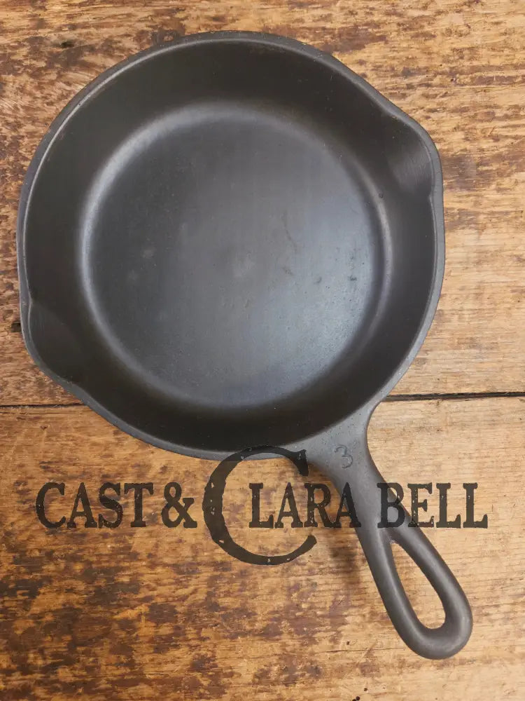 Wagner Ware #3 Cast Iron Egg Skillet with Stylized Logo and Smooth Bottom 1053 C Skillet